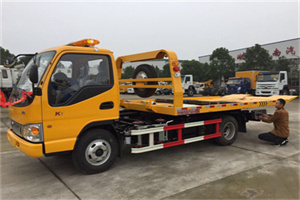 雨湖区哪里有拖车服务